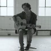 The lyrics TIE ME DOWN of JACK SAVORETTI is also present in the album Tie me down (2014)