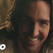 The lyrics SETTIN' THE WORLD ON FIRE of JAKE OWEN is also present in the album Barefoot blue jean night (2011)