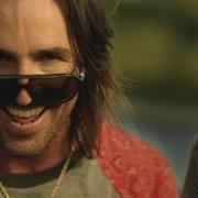 The lyrics BEACHIN' of JAKE OWEN is also present in the album Days of gold (2013)