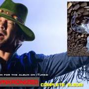 The lyrics BLACK CAPRICORN DAY of JAMIROQUAI is also present in the album Synkronized (1999)