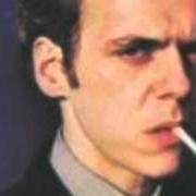 The lyrics SHARON'S GOT A DRUGSTORE of JOHN HIATT is also present in the album Slug line / two bit monsters (1993)