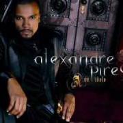 The lyrics ABRÁZAME of ALEXANDRE PIRES is also present in the album A un idolo (2007)