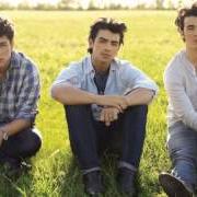 The lyrics MUCH BETTER of JONAS BROTHERS is also present in the album Lines, vines and trying times (2009)