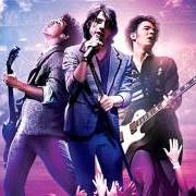 The lyrics LOVE IS ON ITS WAY of JONAS BROTHERS is also present in the album The 3d concert experience (soundtrack) (2009)