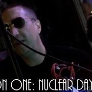 The lyrics NUCLEAR DAYDREAM of JOSEPH ARTHUR is also present in the album Nuclear daydream (2006)