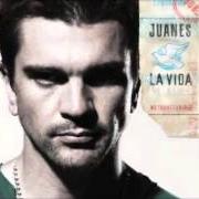 The lyrics GOTAS DE AGUA DULCE of JUANES is also present in the album La vida es un ratico (2007)