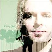 The lyrics CRASHING GATES AND PASSING KEEPERS of KEVIN MAX is also present in the album Crashing gates (2008)