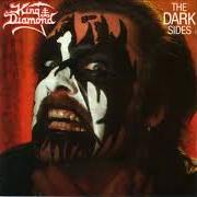 The lyrics HALLOWEEN of KING DIAMOND is also present in the album The dark sides (1988)
