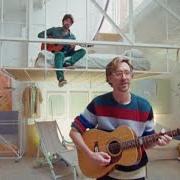 The lyrics ANGEL of KINGS OF CONVENIENCE is also present in the album Peace or love (2021)