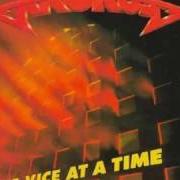 The lyrics ROCK'N ROLL of KROKUS is also present in the album One vice at time (1982)
