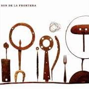 The lyrics DUELO AL SOL of LA FRONTERA is also present in the album La frontera (1985)