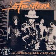 The lyrics COMO UN HURACÁN of LA FRONTERA is also present in the album La rueda de las armas afiladas (1995)
