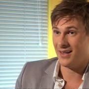 The lyrics REINFORCE LOVE of LEE RYAN is also present in the album Confessions (2010)