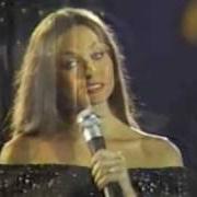 Crystal Gayle